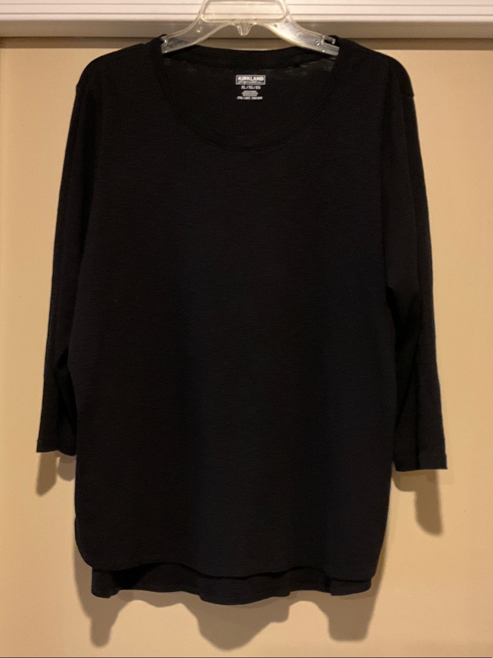 Kirkland Signature Black 3/4 length Sleeve Scoop Neck Top